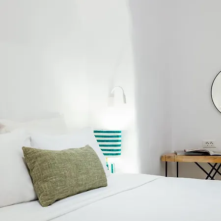 Отель Casasunsha Hybrid Retreat Santorini 5*