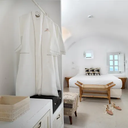Отель Casasunsha Hybrid Retreat Santorini Тира