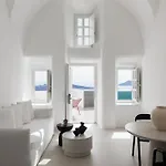Casasunsha Hybrid Retreat Santorini Hotel
