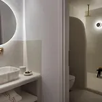 Casasunsha Hybrid Retreat Santorini 5* Fira (Santorini)
