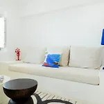 Casasunsha Hybrid Retreat Santorini Hotel