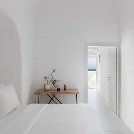 Отель Casasunsha Hybrid Retreat Santorini 5*