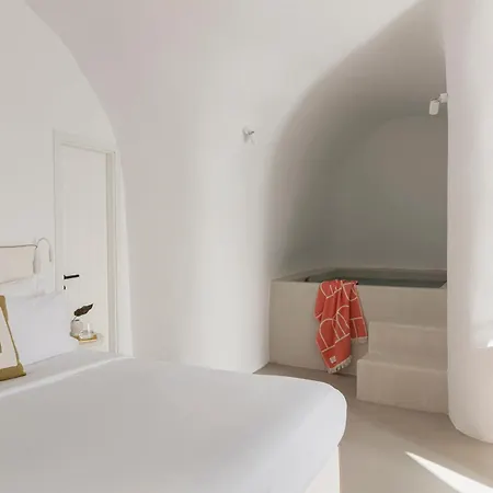 Casasunsha Hybrid Retreat Santorini Отель Тира