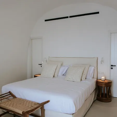 Casasunsha Hybrid Retreat Santorini Otel