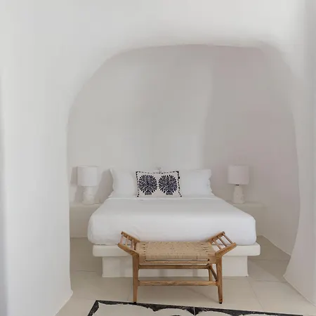 Отель Casasunsha Hybrid Retreat Santorini