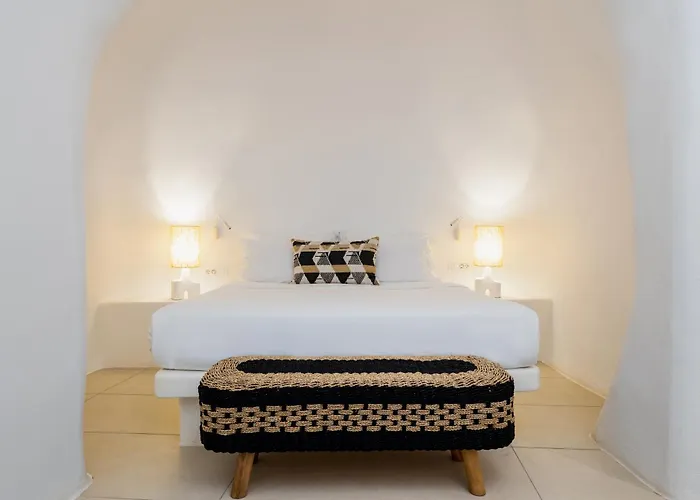 Casasunsha Hybrid Retreat Santorini