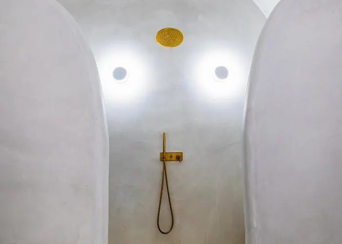 Casasunsha Hybrid Retreat Santorini Fira (Santorini)