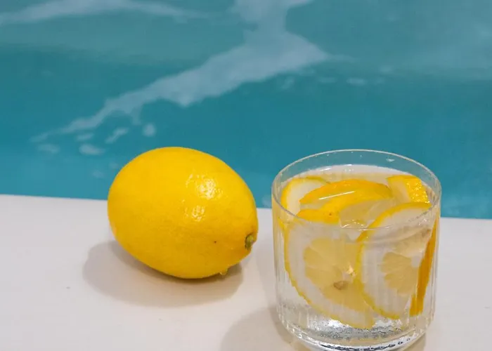 Casasunsha Hybrid Retreat Santorini Hotel