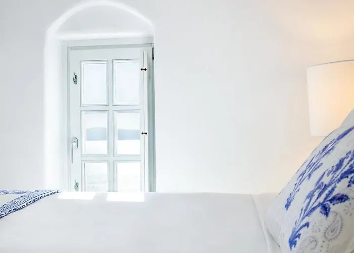 Casasunsha Hybrid Retreat Santorini Hotel