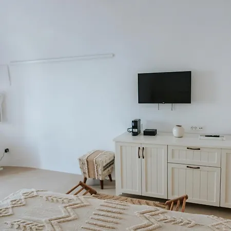 Casasunsha Hybrid Retreat Santorini Φηρά